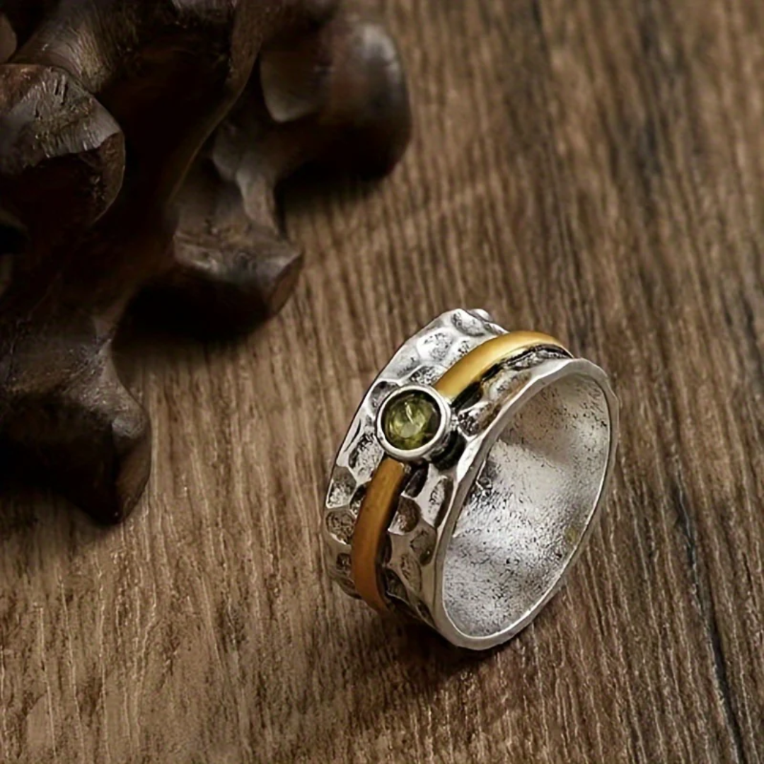 Anel Elegante de Zircônia Verde