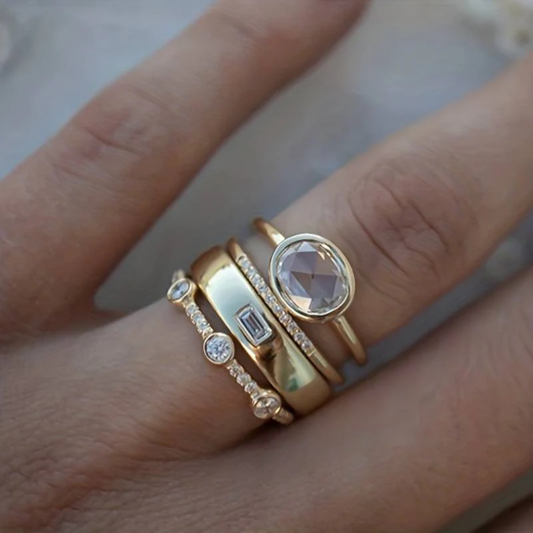 Lily - Conjunto de anéis de ouro e zircônia