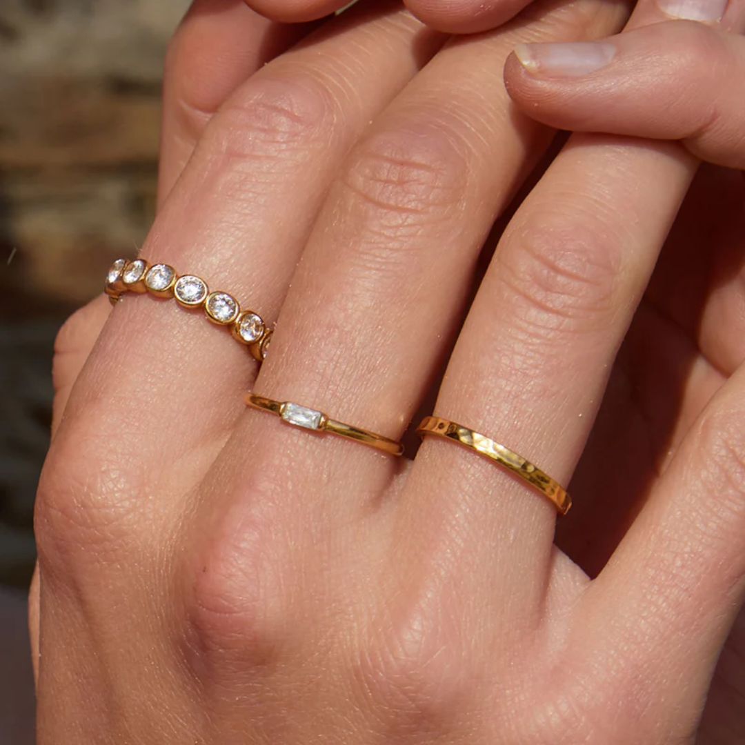 Anel Dainty