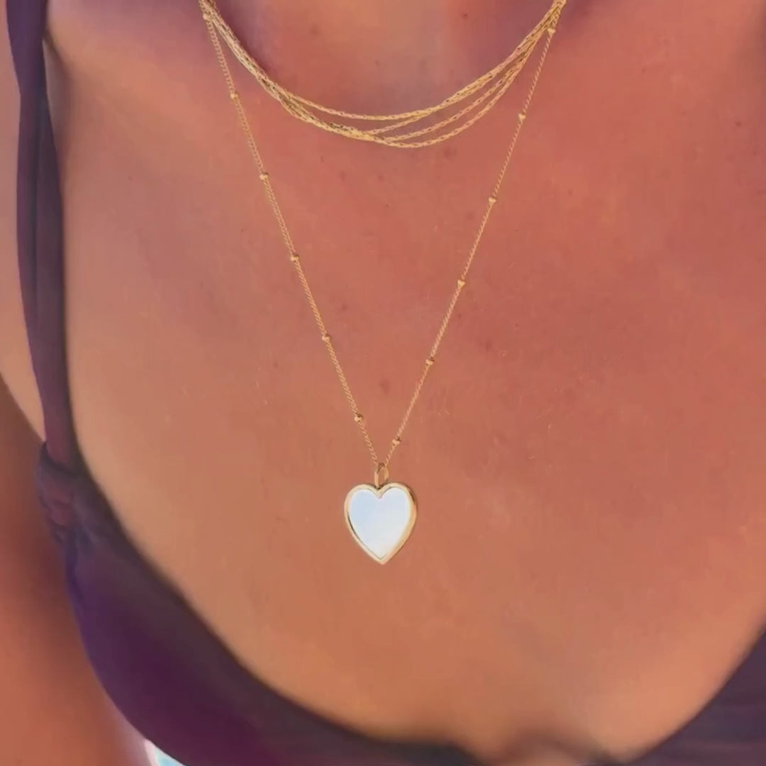 Colar Love